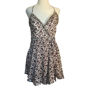 SAINTS‎ + SECRETS Size M Maroon and Cream Print Ruffled Wrap Mini Dress Romantic